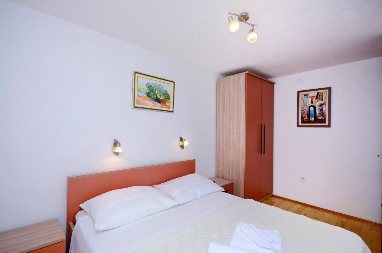 House Milovan Подгора Экстерьер фото